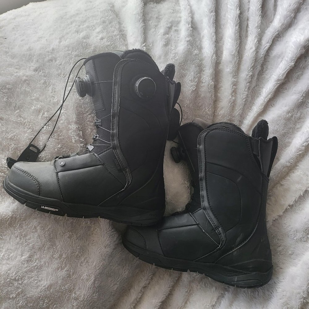 Cadence Ride SnowBoard Boots Size 8.5
